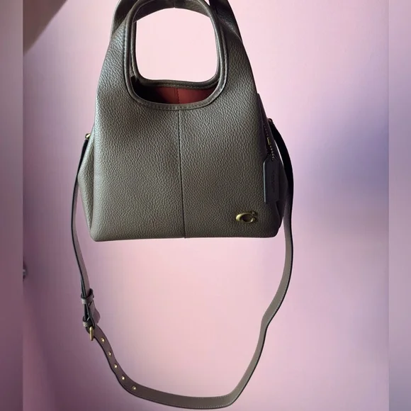 🤎 Coach Lana 23 Crossbody 🤎 - Picture 2 of 8